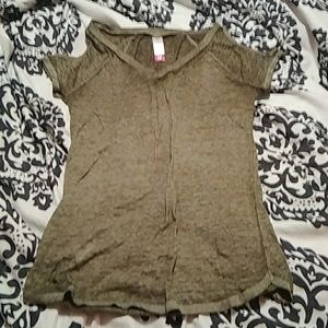 Open sleeve t-shirt